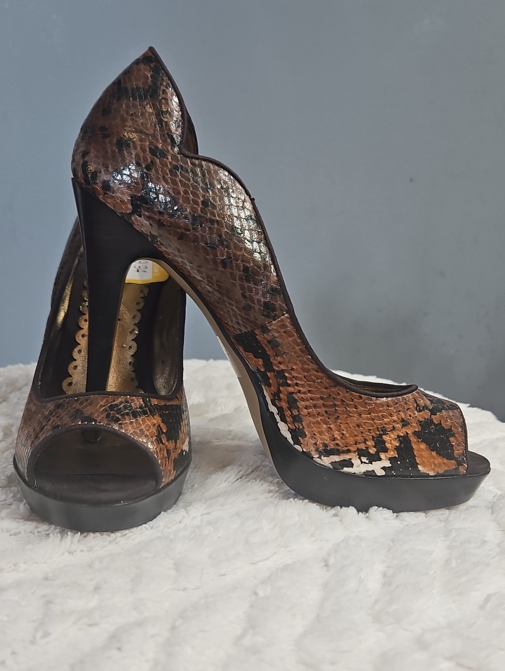 Lulu Townsend Brown & Black Snake-Print Peep-Toe Platform Heels